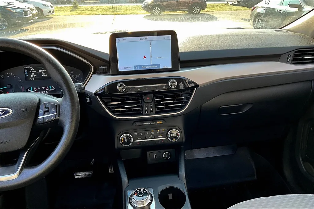 2020 Ford Escape SE photo 23