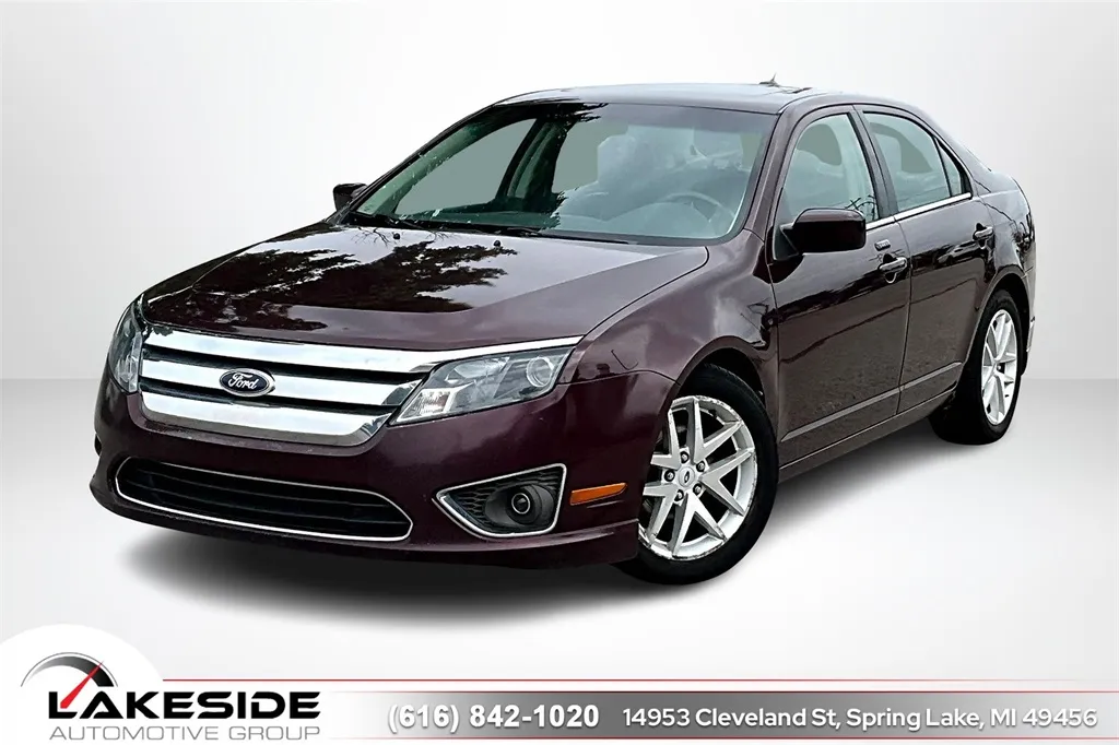 Red 2011 Ford Fusion SEL for sale in Spring Lake, MI