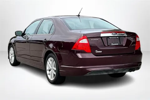 More photos of 2011 Ford Fusion SEL at Lakeside Automotive Group, MI
