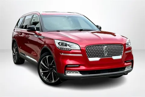 Another view of 2020 Lincoln Aviator Reserve for sale in Spring Lake, MI at Lakeside Automotive Group