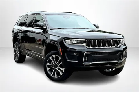 Another view of 2022 Jeep Grand Cherokee L Overland for sale in Spring Lake, MI at Lakeside Automotive Group