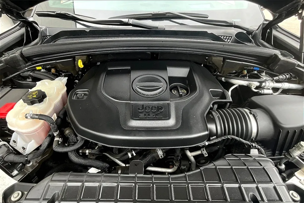 2022 Jeep Grand Cherokee Overland photo 9