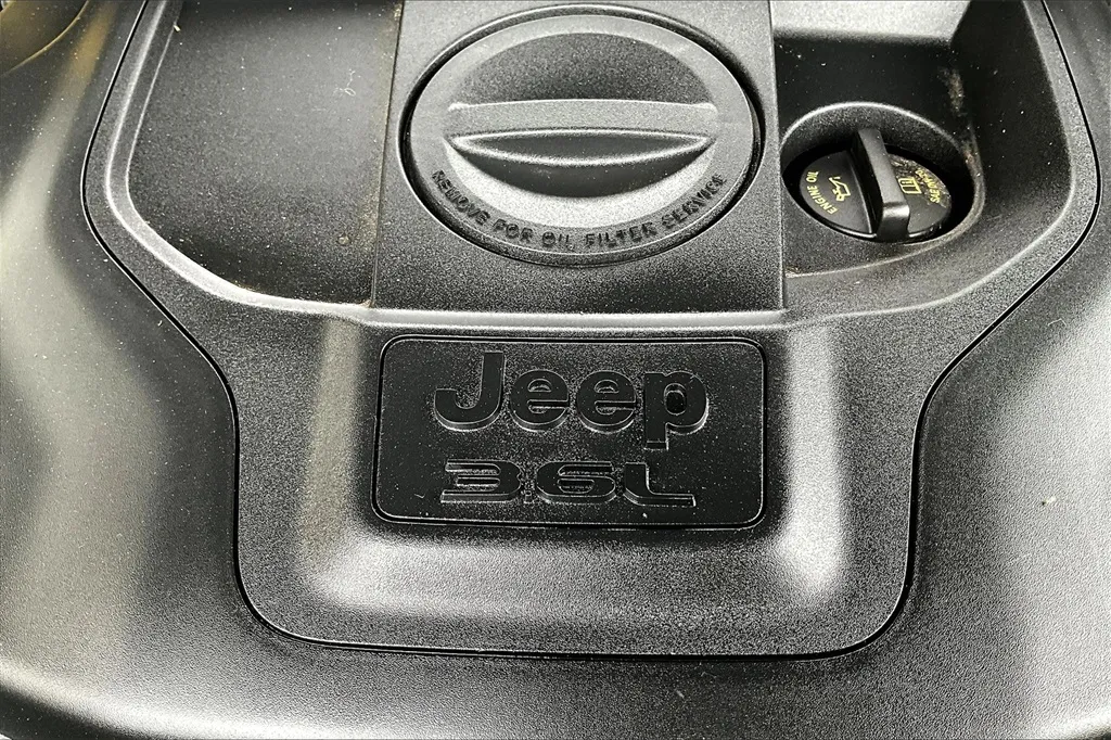 2022 Jeep Grand Cherokee Overland photo 20