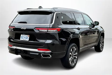 More photos of 2022 Jeep Grand Cherokee L Overland at Lakeside Automotive Group, MI