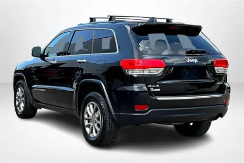 More photos of 2015 Jeep Grand Cherokee Limited at Lakeside Automotive Group, MI