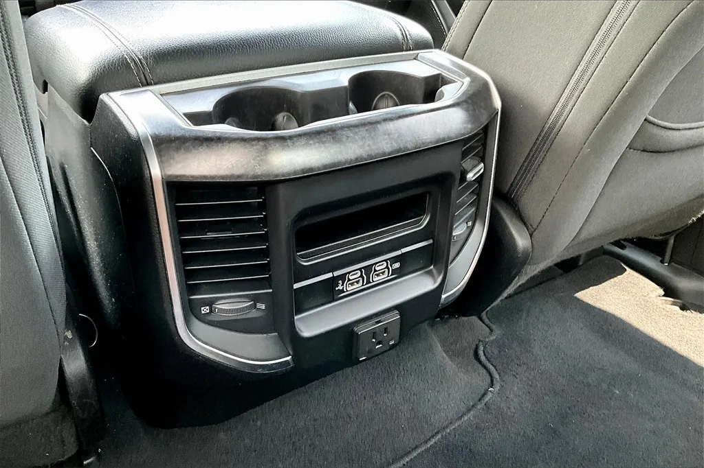 2019 Ram 1500 Big Horn Lone Star photo 16
