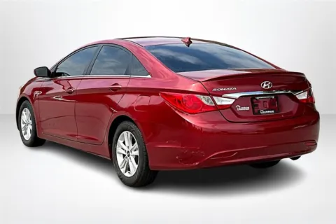 More photos of 2013 Hyundai Sonata GLS at Lakeside Automotive Group, MI