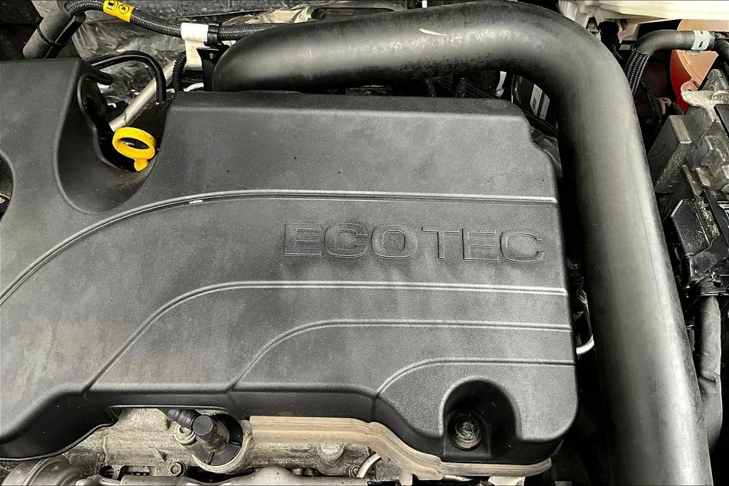 2023 GMC Terrain SLE - Photo 29