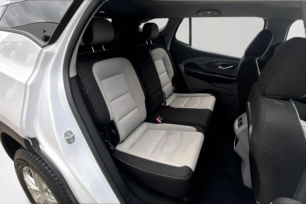 2023 GMC Terrain SLE - Photo 24