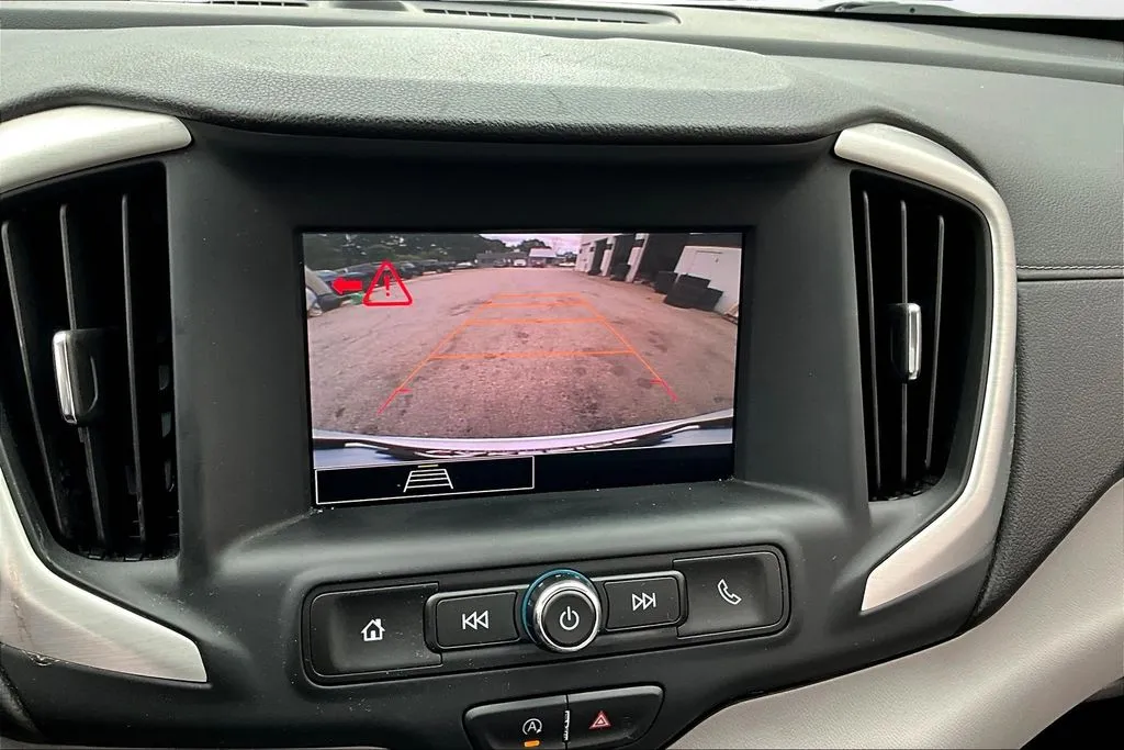 2023 GMC Terrain SLE - Photo 14