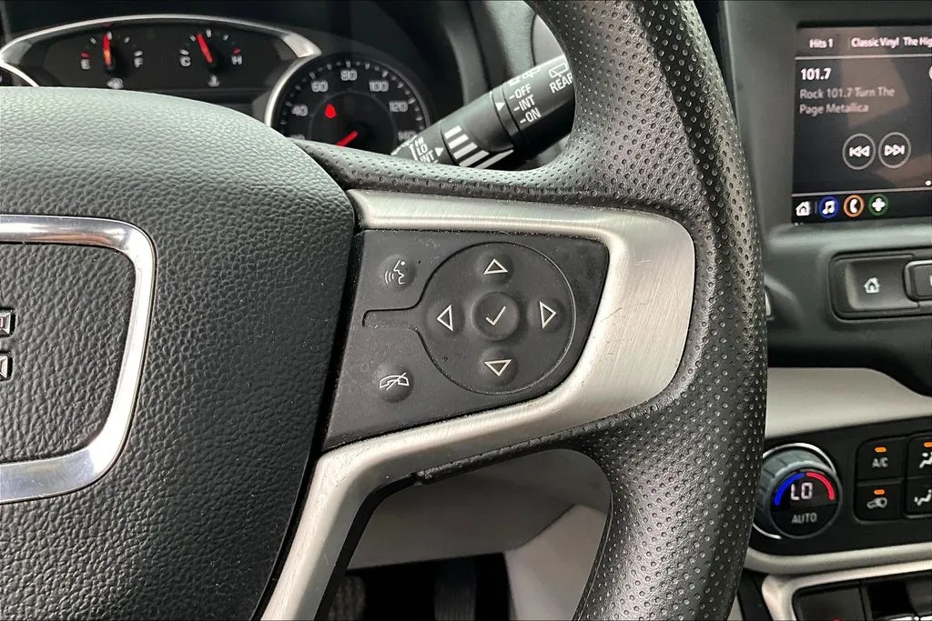 2023 GMC Terrain SLE - Photo 12