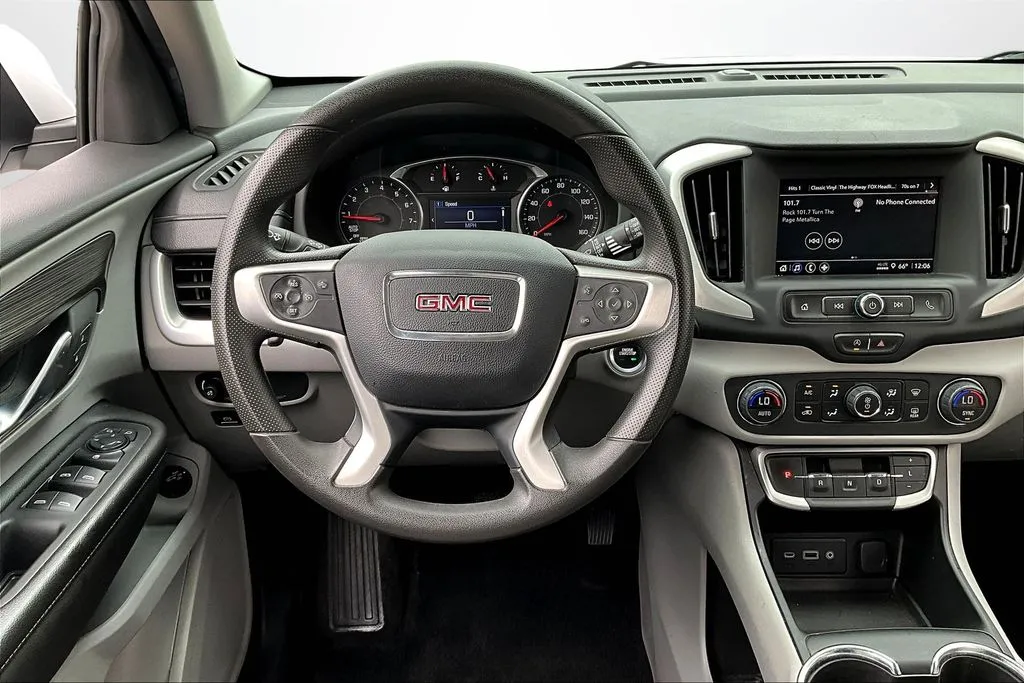 2023 GMC Terrain SLE - Photo 8