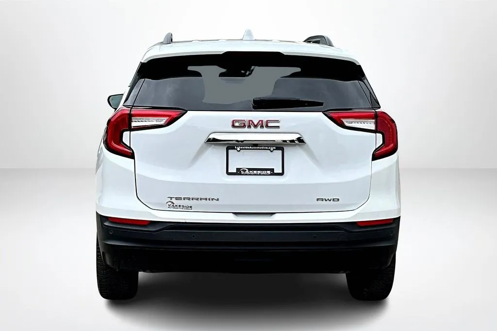 2023 GMC Terrain SLE - Photo 6