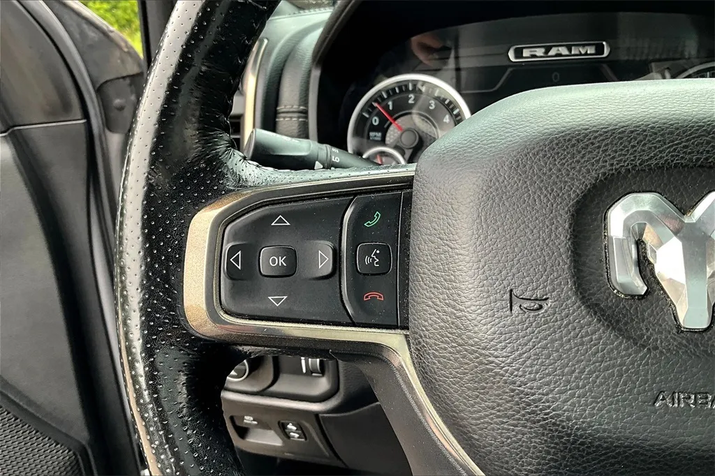 2020 Ram 1500 Rebel photo 23