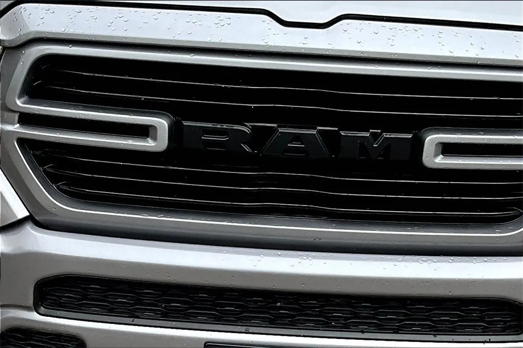 2020 Ram 1500 Rebel photo 29