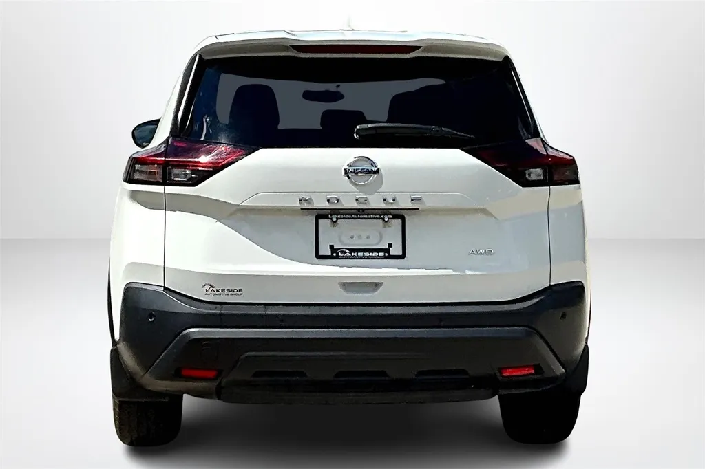 2021 Nissan Rogue S photo 21