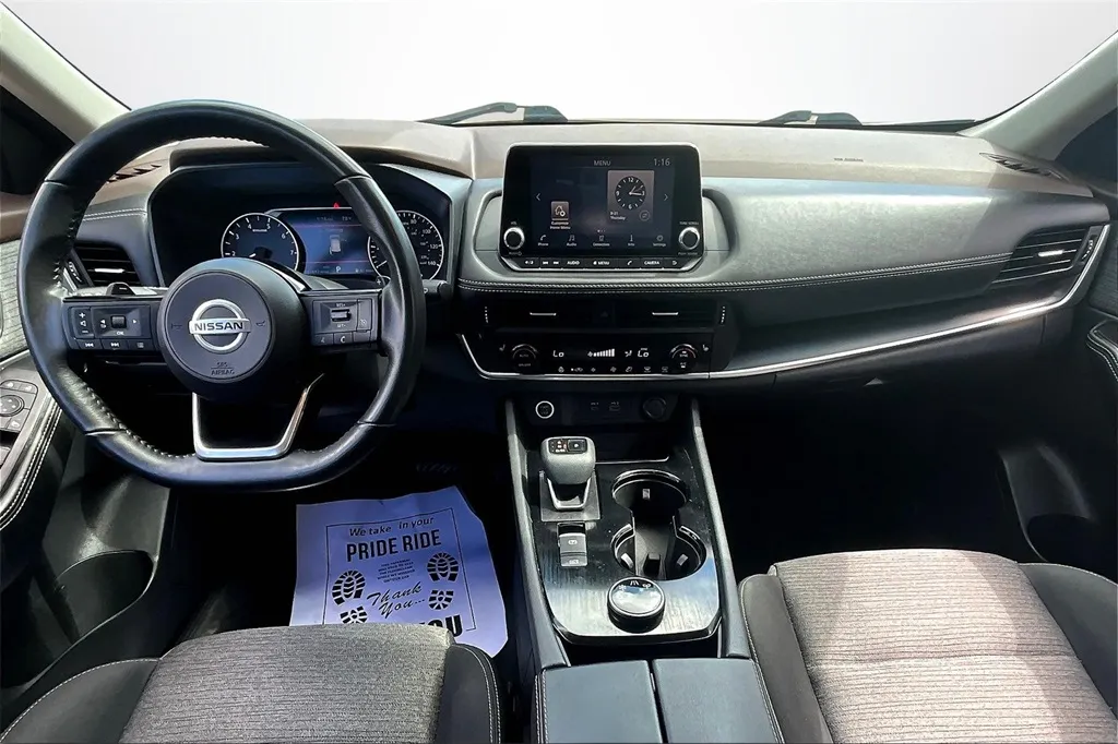 2021 Nissan Rogue S photo 3