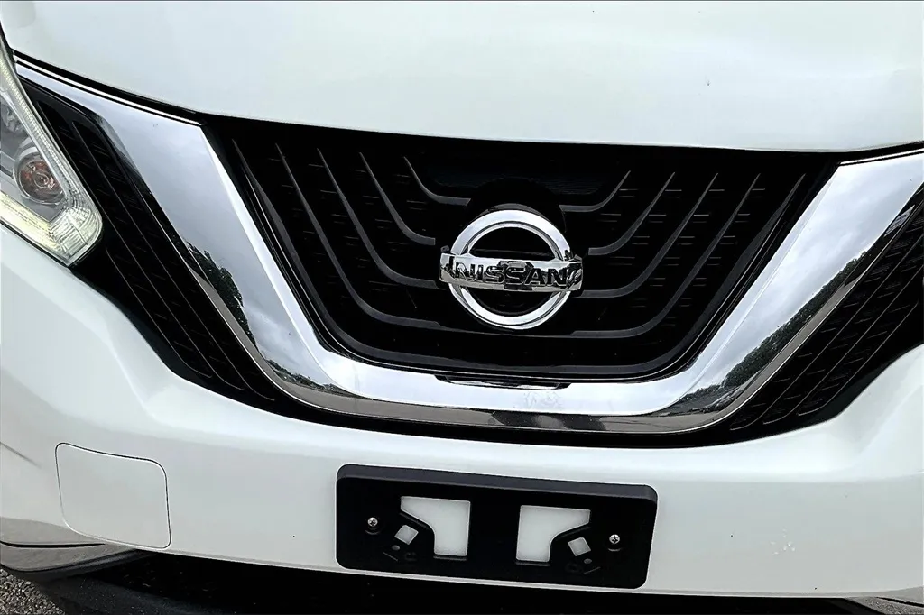 2016 Nissan Murano SL photo 10