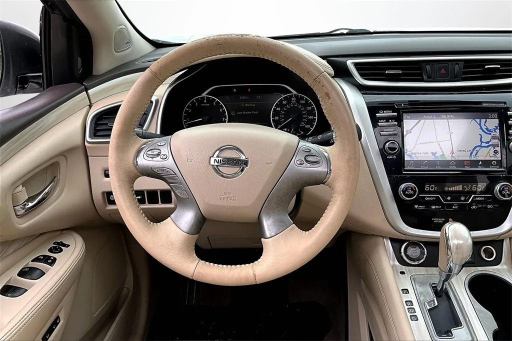 2016 Nissan Murano SL photo 13