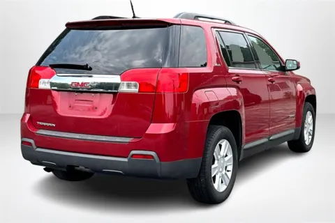 More photos of 2013 GMC Terrain SLE-2 at Lakeside Automotive Group, MI