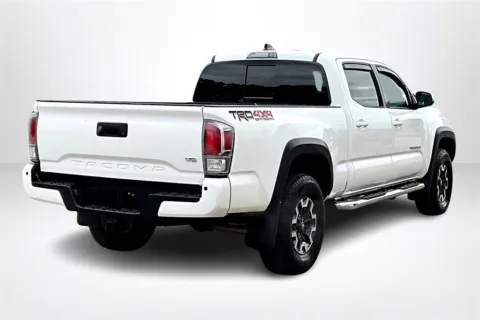 More photos of 2021 Toyota Tacoma TRD Off-Road at Lakeside Automotive Group, MI