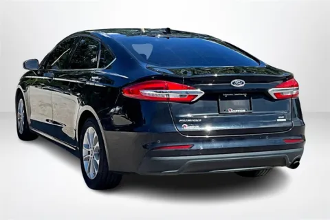 More photos of 2020 Ford Fusion SE at Lakeside Automotive Group, MI