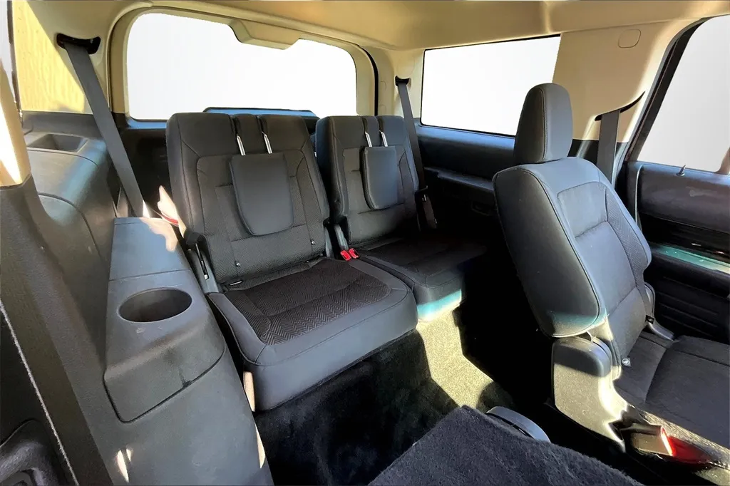 2018 Ford Flex SEL photo 28