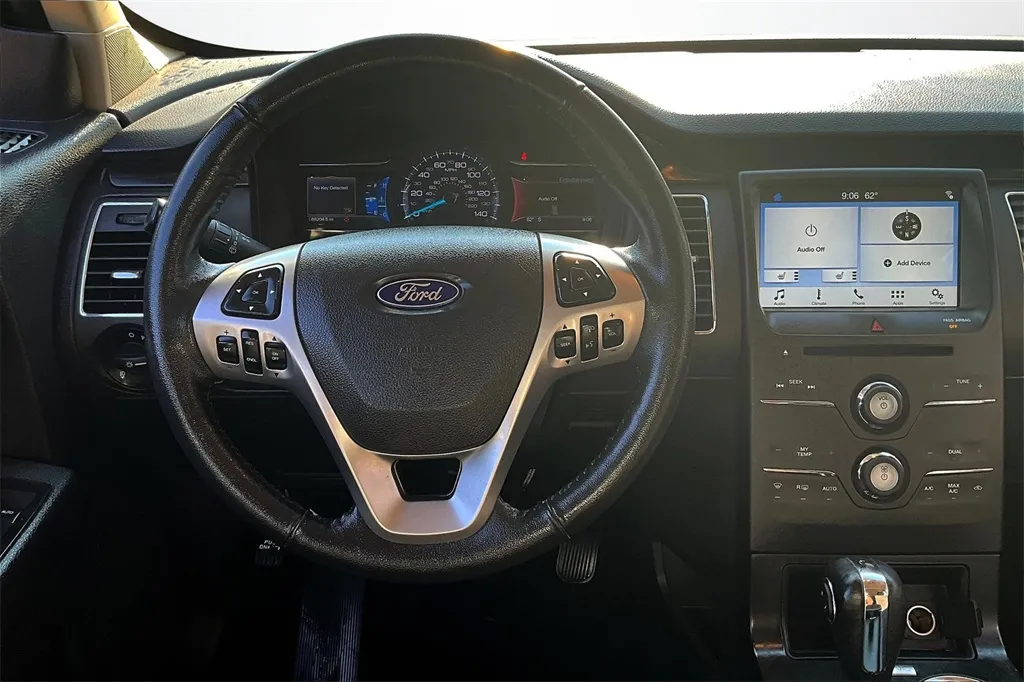 2018 Ford Flex SEL photo 13