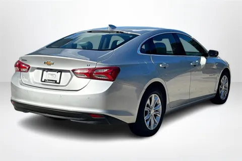 More photos of 2020 Chevrolet Malibu LT at Lakeside Automotive Group, MI