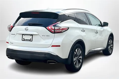 More photos of 2017 Nissan Murano at Lakeside Automotive Group, MI