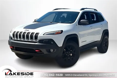 White 2016 Jeep Cherokee Trailhawk for sale in Spring Lake, MI