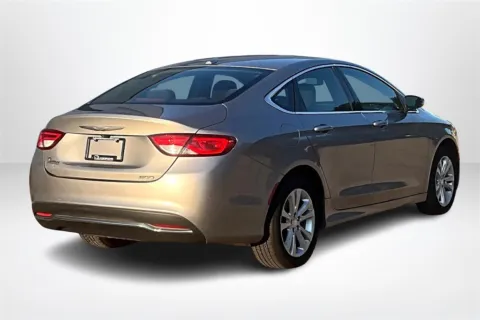 More photos of 2015 Chrysler 200 Limited at Lakeside Automotive Group, MI
