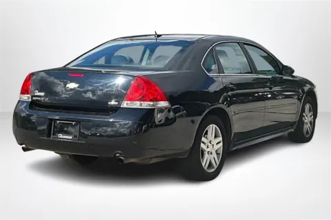 More photos of 2014 Chevrolet Impala Limited LT at Lakeside Automotive Group, MI