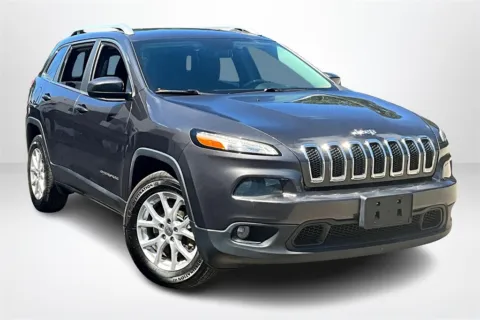 Another view of 2016 Jeep Cherokee Latitude for sale in Spring Lake, MI at Lakeside Automotive Group