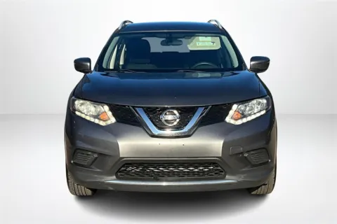 Photos of 2016 Nissan Rogue for sale in Spring Lake, MI at Lakeside Automotive Group