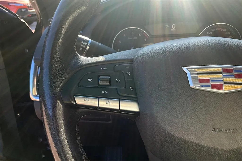 2021 Cadillac XT4 Luxury photo 14