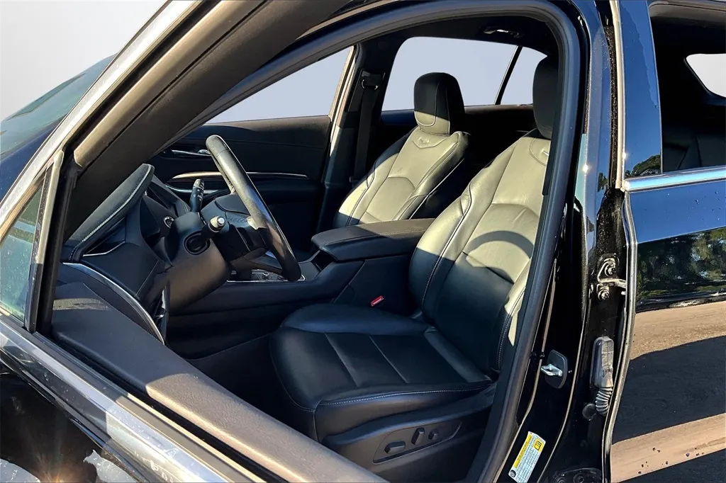 2021 Cadillac XT4 Luxury photo 28