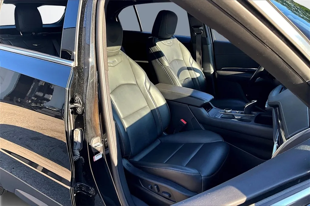 2021 Cadillac XT4 Luxury photo 30