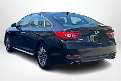 More photos of 2016 Hyundai Sonata Limited at Lakeside Automotive Group, MI