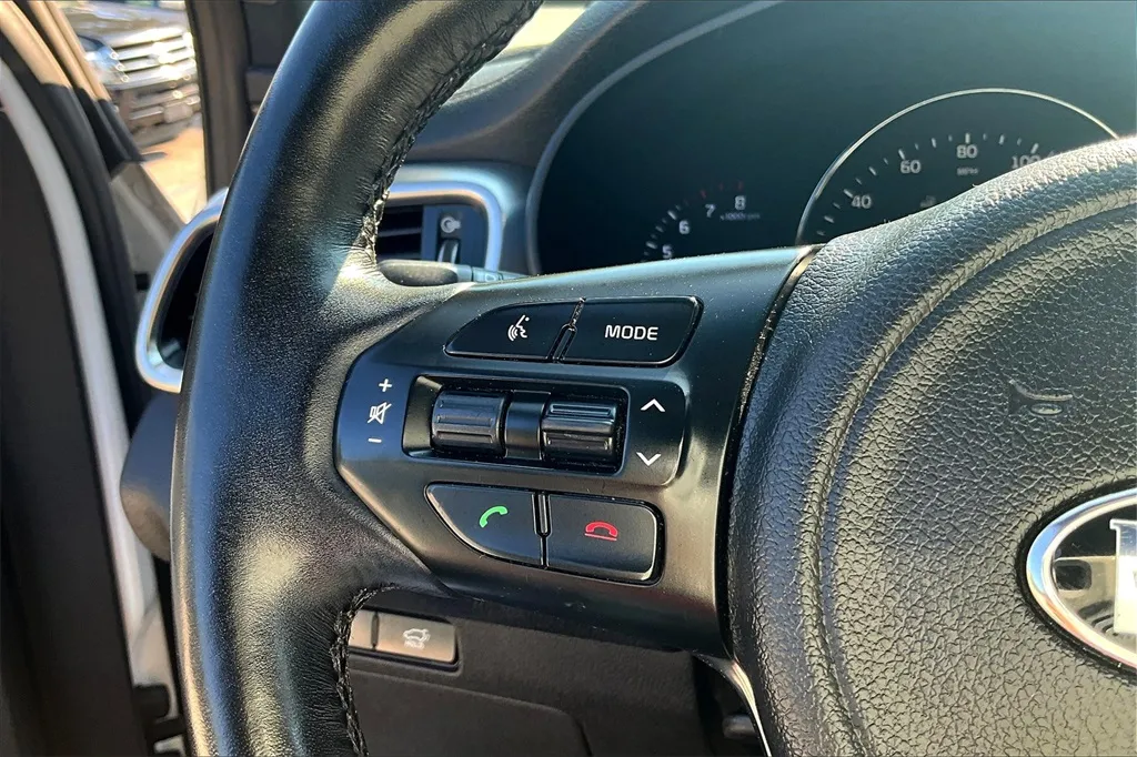 2016 Kia Sorento SX Limited photo 15