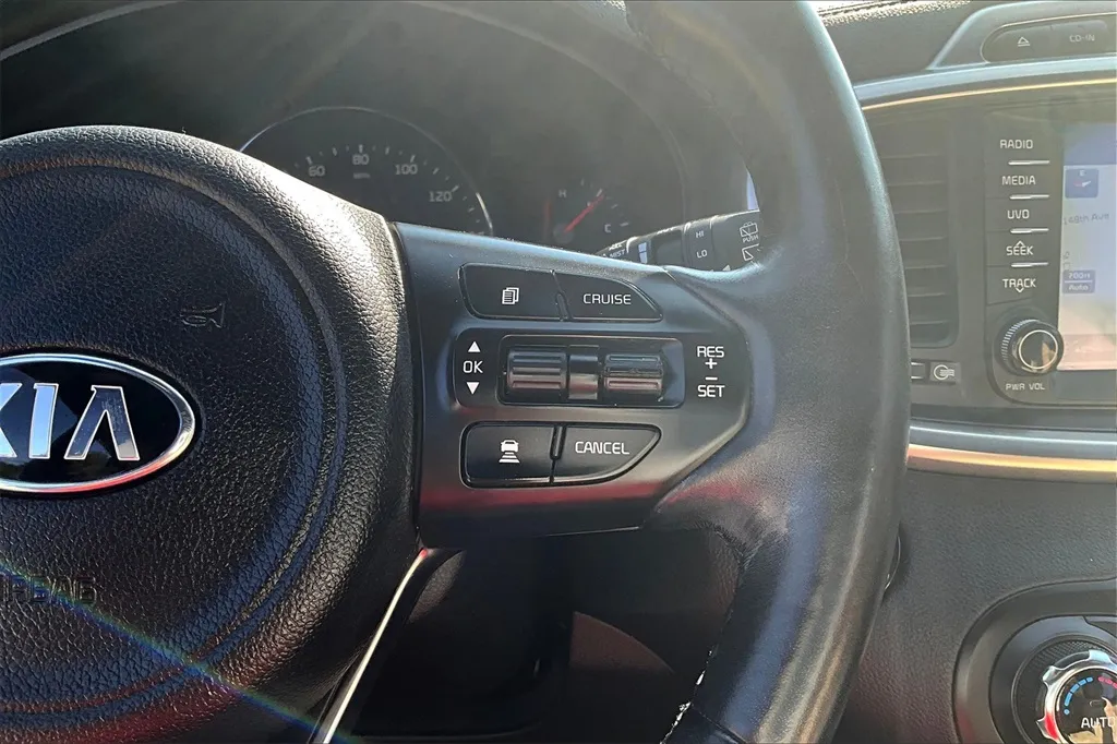 2016 Kia Sorento SX Limited photo 26