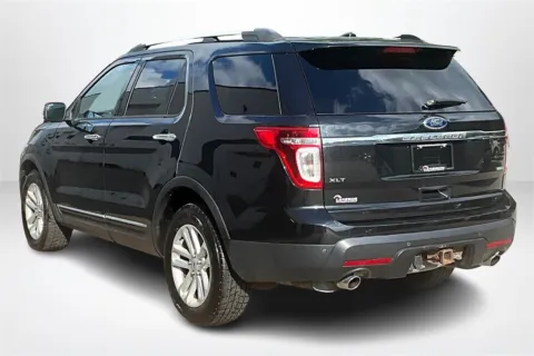 More photos of 2015 Ford Explorer XLT at Lakeside Automotive Group, MI