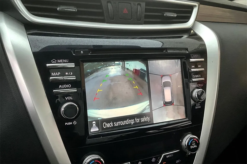 2016 Nissan Murano SL photo 4