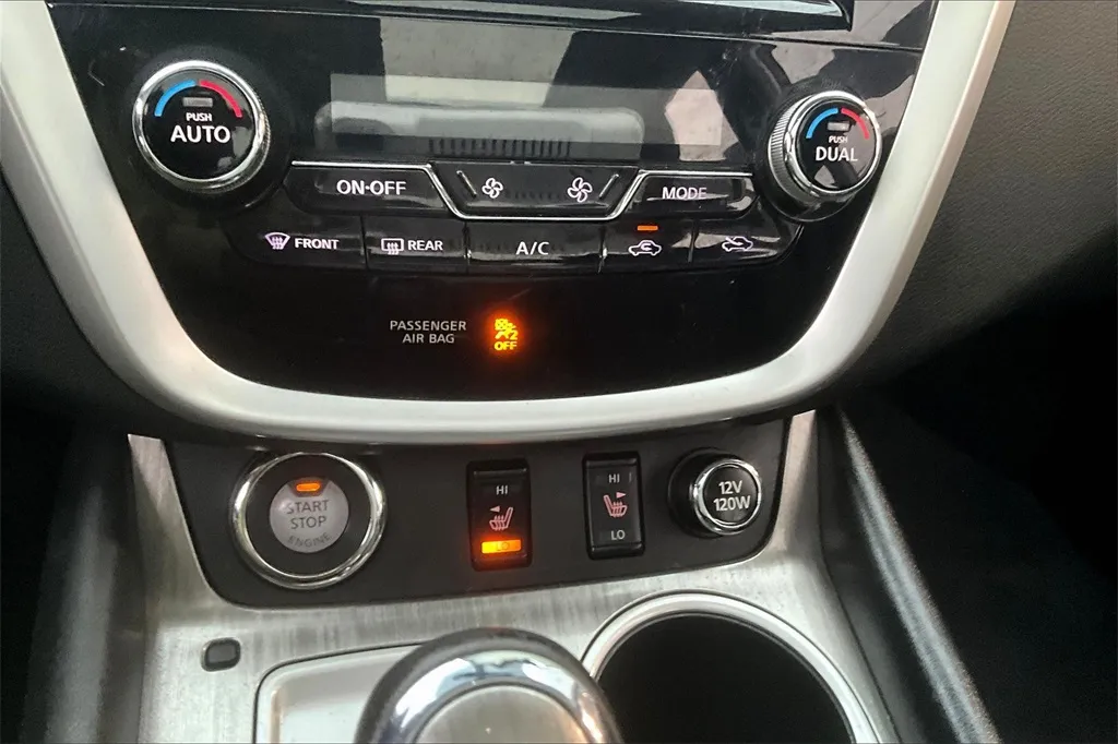 2016 Nissan Murano SL photo 14