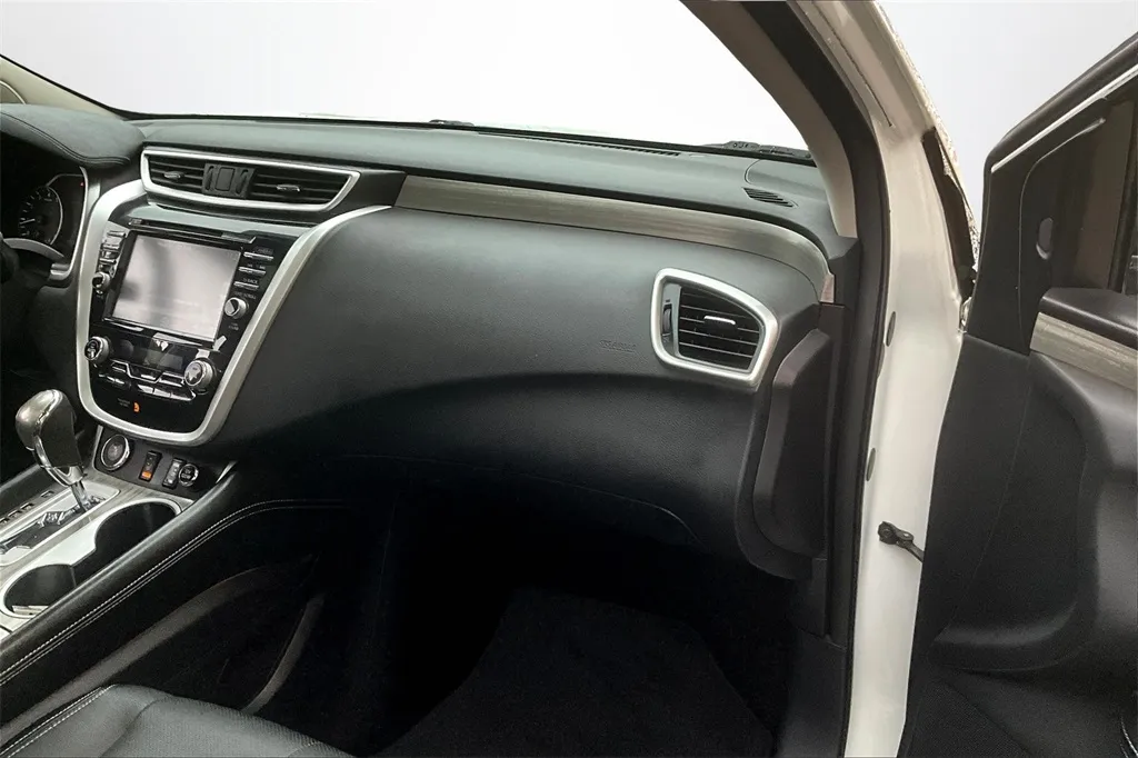 2016 Nissan Murano SL photo 16