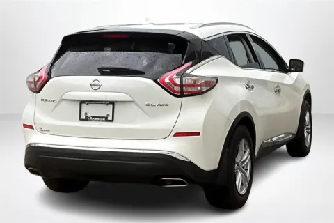 More photos of 2016 Nissan Murano at Lakeside Automotive Group, MI