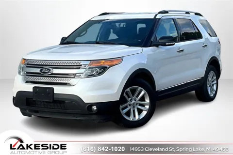 White 2015 Ford Explorer XLT for sale in Spring Lake, MI