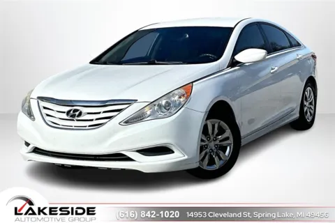 White 2013 Hyundai Sonata GLS for sale in Spring Lake, MI
