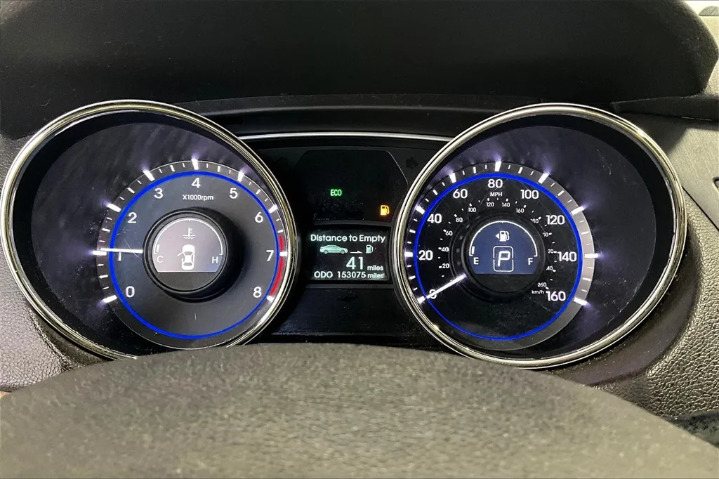 2013 Hyundai Sonata GLS photo 23