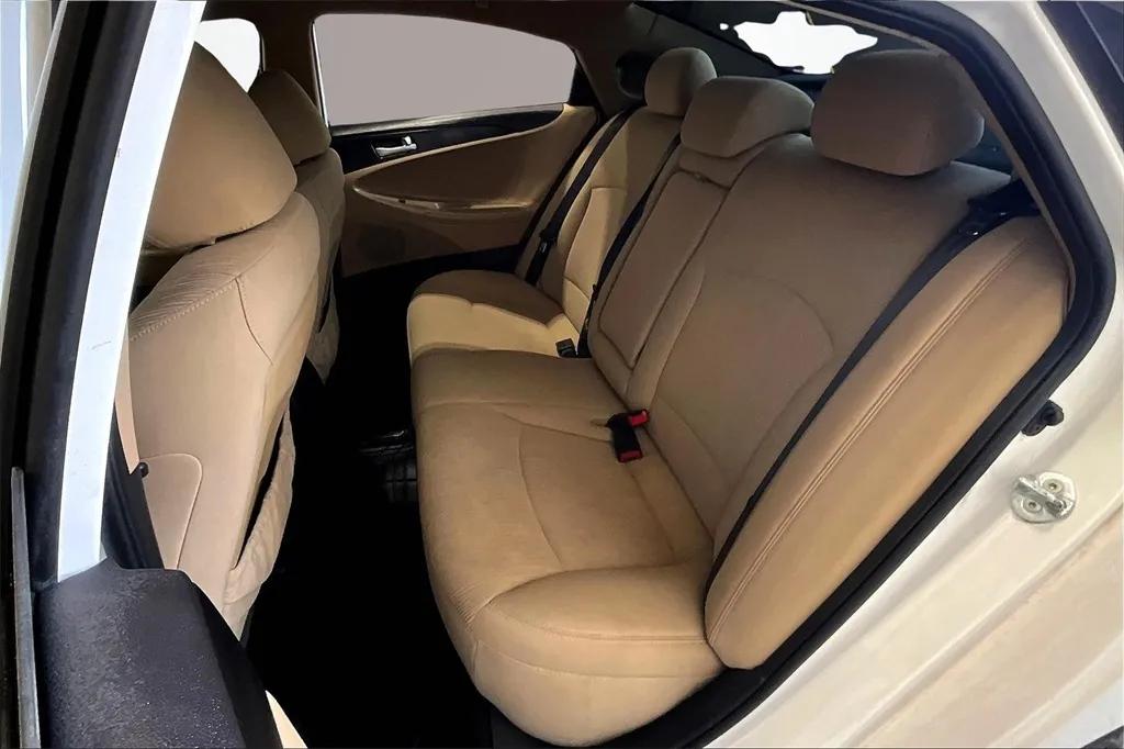 2013 Hyundai Sonata GLS photo 7